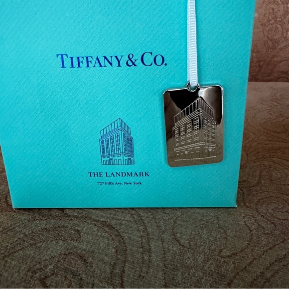 Tiffany LANDMARK complete gift set with ornament charm - Picture 10 of 15